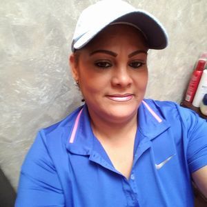 Meet your Posher, Genoveva